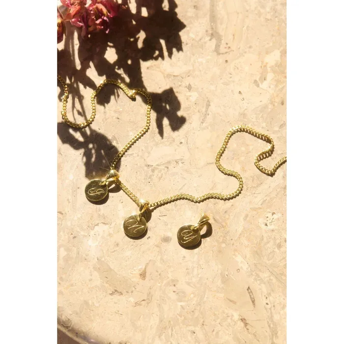 Ema Jewels Necklaces N Initial Cursive Engraved Pendant Necklace 14K 925 Gold Vermeil