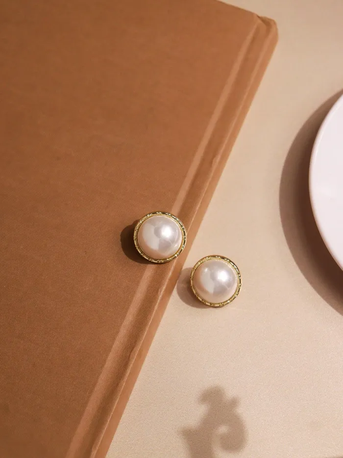 Curio Cottage Earrings The Pearl Story Cresent Pearl Stud Earrings Curio Cottage Earrings The Pearl Story Cresent Pearl Stud Earrings