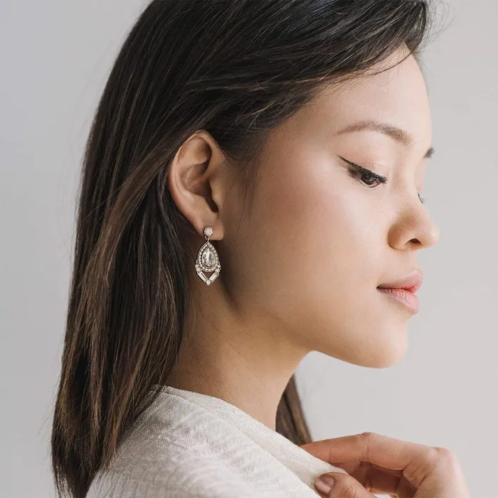 Lovers Tempo Earrings Gold Nadia Drop Earrings