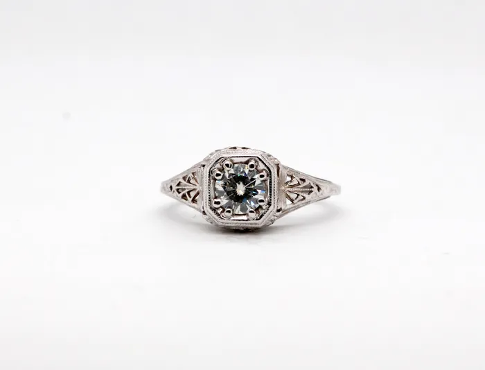 FULLERS PURCHASE FROM PUBLIC Estate 14KW 60 Ct Moissanite Ring Rings