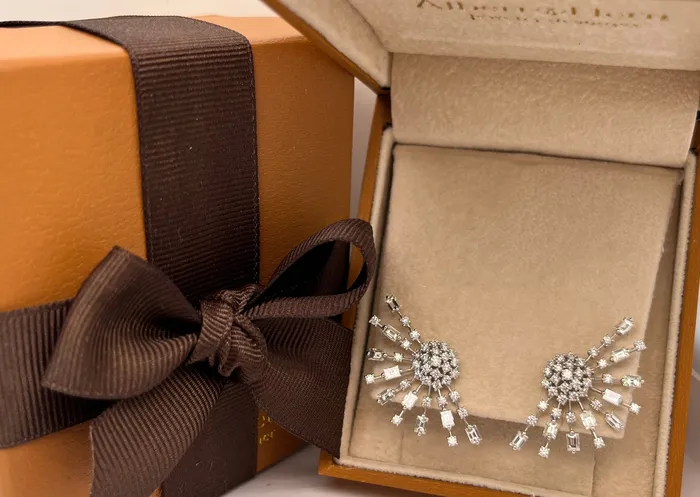 Albert Hern Earrings 18kt Gold Baguettes and Round Diamonds Stardusts Earrings Albert Hern Earrings 18kt Gold Baguettes and Round Diamonds Stardusts Earrings