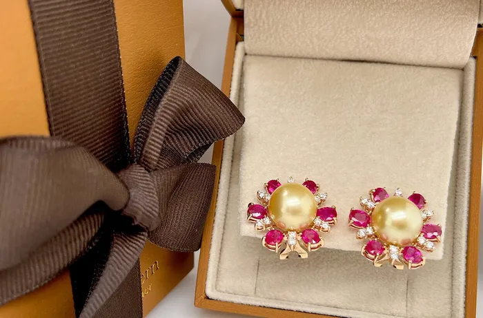Albert Hern Earrings Earrings 18kt Gold Pearls with Sapphires Diamonds Flowers Albert Hern Earrings Earrings 18kt Gold Pearls with Sapphires Diamonds Flowers
