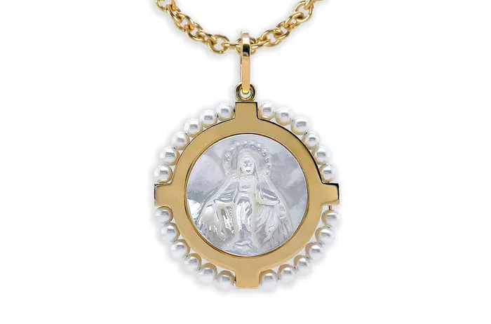 Albert Hern Necklaces Medal 18kt Gold Cross Mother Pearl Miraculous Pearls Pendant Albert Hern Necklaces Medal 18kt Gold Cross Mother Pearl Miraculous Pearls Pendant