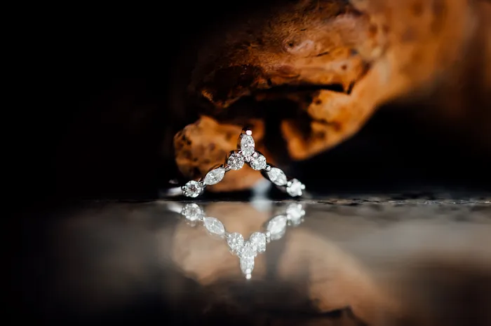 Finco Metals Rings 14k White Gold Diamond V Band
