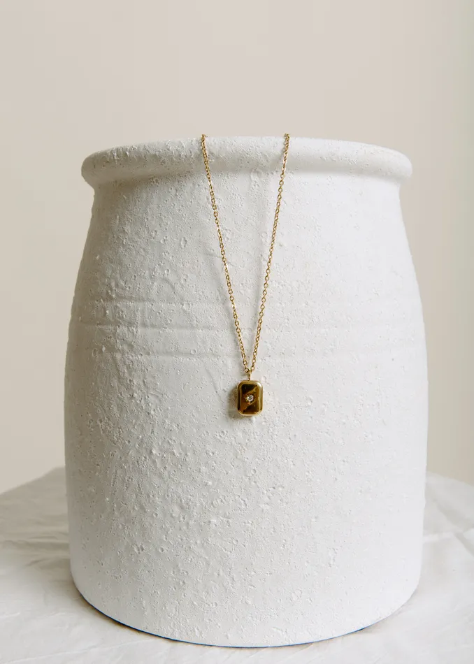 Regina Necklace Vincent Necklaces