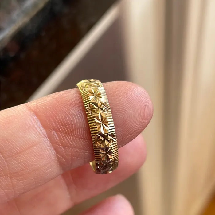 Rings Vintage Paris Jewelry Engraved Star Band 9K Gold Vintage Rings Vintage Paris Jewelry Engraved Star Band 9K Gold Vintage