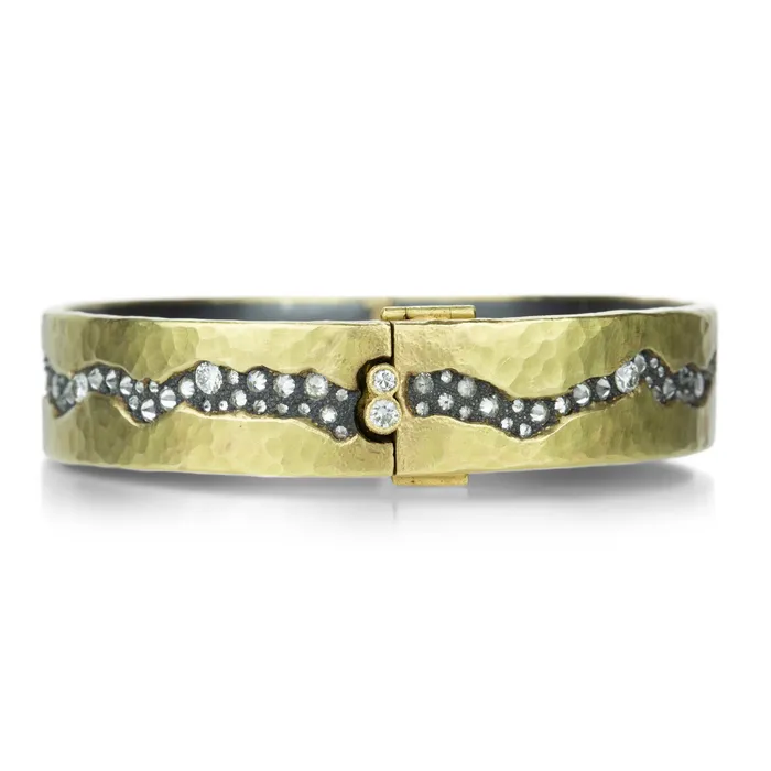 Todd Pownell PreStyled Sets 18k Bangle with Diamond Fissure Todd Pownell PreStyled Sets 18k Bangle with Diamond Fissure