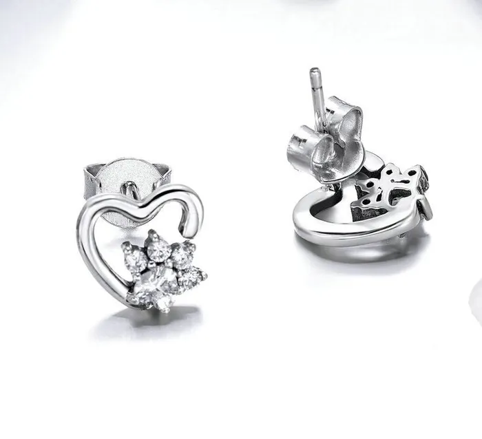 Earrings sparklingselections Sterling Silver Heart Fashion Girl Stud Earrings Women Earrings sparklingselections Sterling Silver Heart Fashion Girl Stud Earrings Women