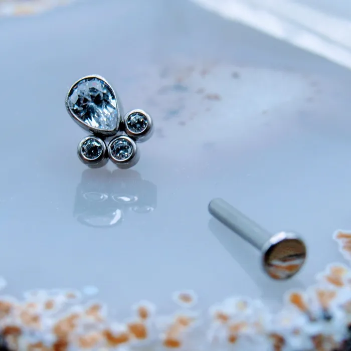 Siren Body Jewelry CZ Gemstone Cluster Body Jewelry Labret Stud 18g Charm Necklaces