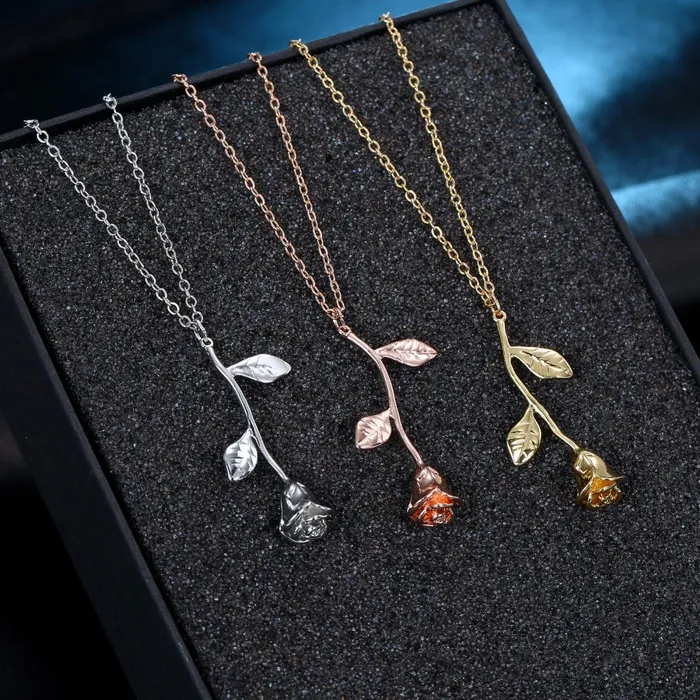 UrbanVinta Vintage Rose Necklace Necklaces UrbanVinta Vintage Rose Necklace Necklaces