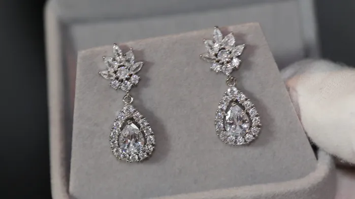 Lab Diamonds London Teardrop Earrings Diamond Earrings Diamond Earrings Tear drop Earrings Womens Diamond Earrings Earrings Pear Shape Earrings Earrings