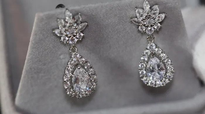 Lab Diamonds London Teardrop Earrings Diamond Earrings Diamond Earrings Tear drop Earrings Womens Diamond Earrings Earrings Pear Shape Earrings Earrings