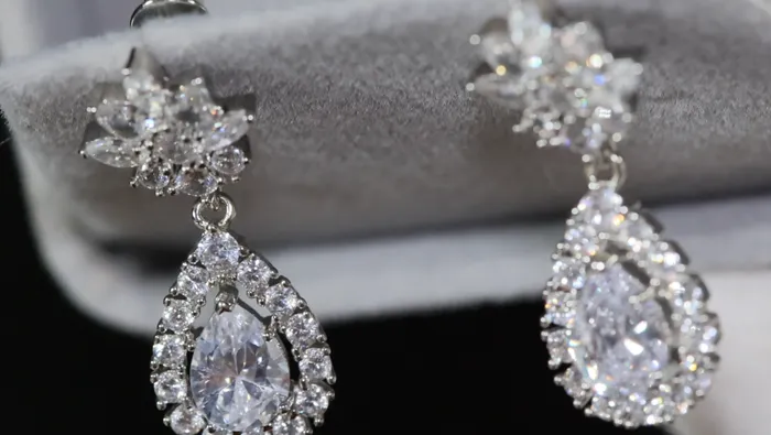 Lab Diamonds London Teardrop Earrings Diamond Earrings Diamond Earrings Tear drop Earrings Womens Diamond Earrings Earrings Pear Shape Earrings Earrings