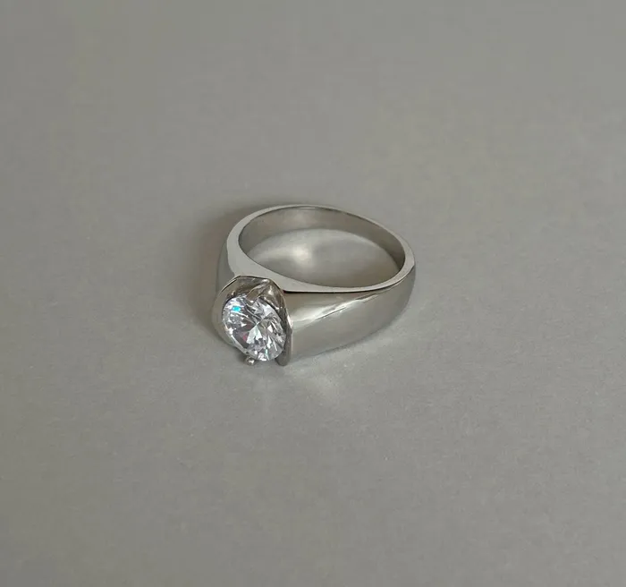 Mai Dsire Rings CHUNKY SOLITAIRE CZ DIAMOND RING 2CT SAMPLE