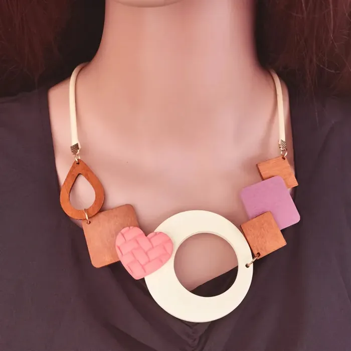 Necklaces Sweet T 52 Geometric Wooden Pendant Ethnic Statement Bib Necklace for Women Girls Handmade Maxi NecklacesVintage Jewelry