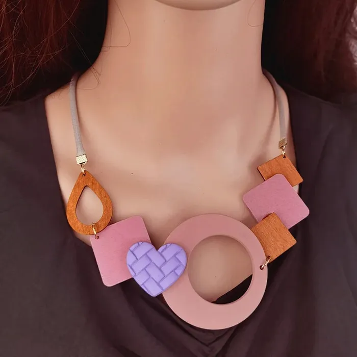 Necklaces Sweet T 52 Geometric Wooden Pendant Ethnic Statement Bib Necklace for Women Girls Handmade Maxi NecklacesVintage Jewelry
