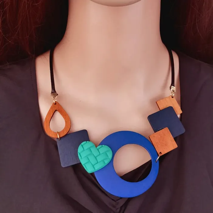 Necklaces Sweet T 52 Geometric Wooden Pendant Ethnic Statement Bib Necklace for Women Girls Handmade Maxi NecklacesVintage Jewelry