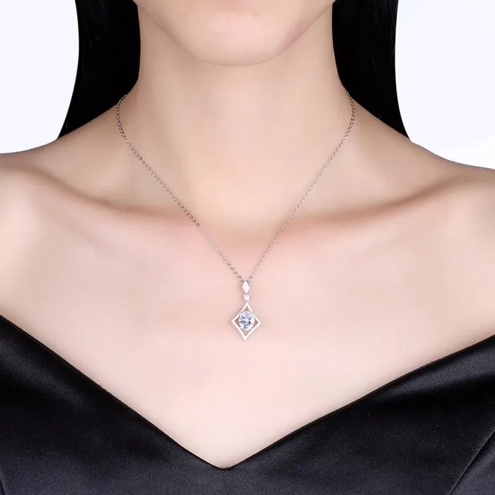 Personalized Jewel Necklaces Womens 925 Sterling Silver Rhombus Design Necklace Fashion Jewelry for Party Trendy Girls Pendant Necklace