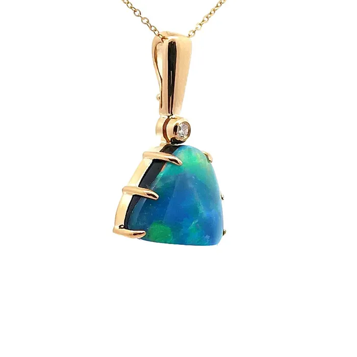 PreStyled Sets Australian Opal Cutters Australian Doublet Opal Pendant Set in 9K Gold PreStyled Sets Australian Opal Cutters Australian Doublet Opal Pendant Set in 9K Gold