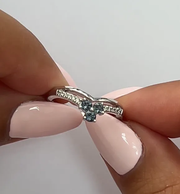 Three Leaf Clover Platinum Natural Alexandrite Ring Safiya Jewels Rings Three Leaf Clover Platinum Natural Alexandrite Ring Safiya Jewels Rings