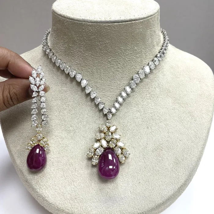 Beauvince Bloom Necklace Earrings Suite 15045 ct Rubies Diamonds in Gold Beauvince Earrings