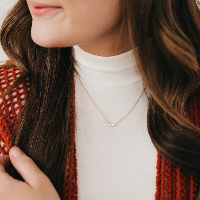 Jewelry Palmer Pendant Necklace Wholesale Necklaces