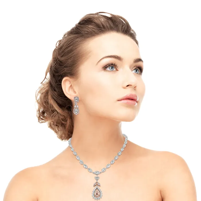 Necklaces Beauvince Beauvince Maira Diamond Necklace 1926 ct Diamonds in Gold