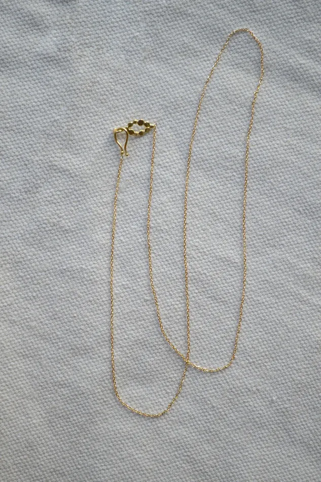 Necklaces Pear Pearl Pendant and Gold Chain Charlotte Wendes