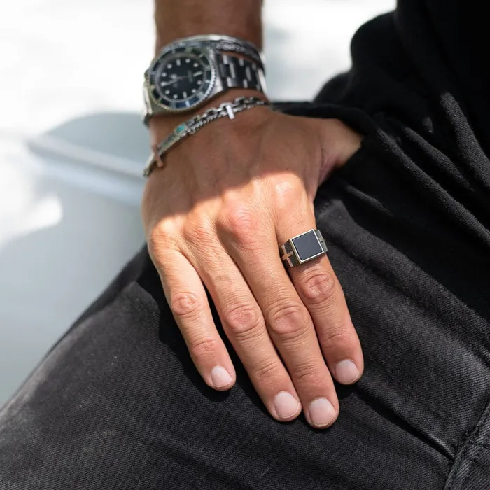 Onyx Cross Ring Buck Palmer Rings