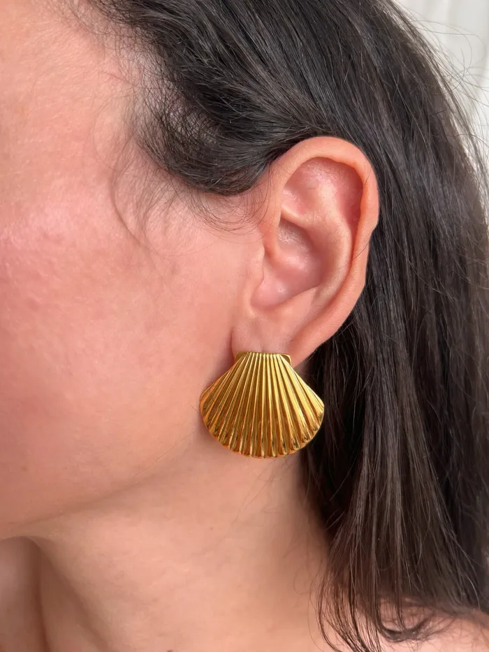 pau jewelry Earrings Sea shell stud earrings