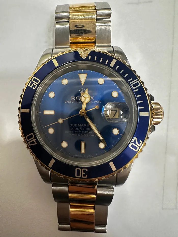 PreOwned Submariner TwoTone Timepiece 16613 Crown Jewels Coin Rings