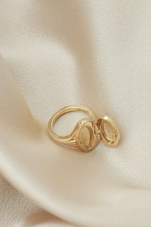 Rings Cival Casting Isla Snake Locket Ring