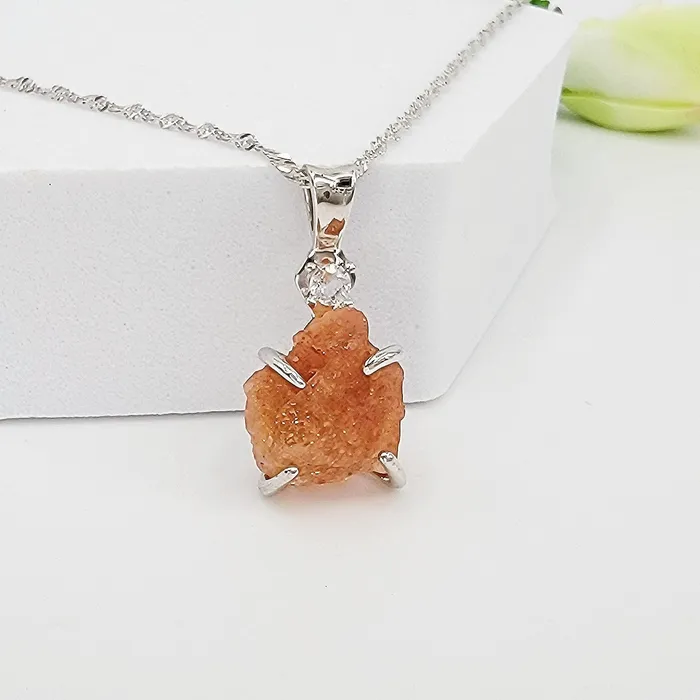 Uniquelan Jewelry Raw Flashy Sunstone Crystal Necklace Necklaces Uniquelan Jewelry Raw Flashy Sunstone Crystal Necklace Necklaces