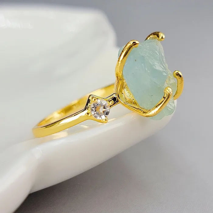 Uniquelan Jewelry Rings Raw Aquamarine Birthstone Ring Uniquelan Jewelry Rings Raw Aquamarine Birthstone Ring
